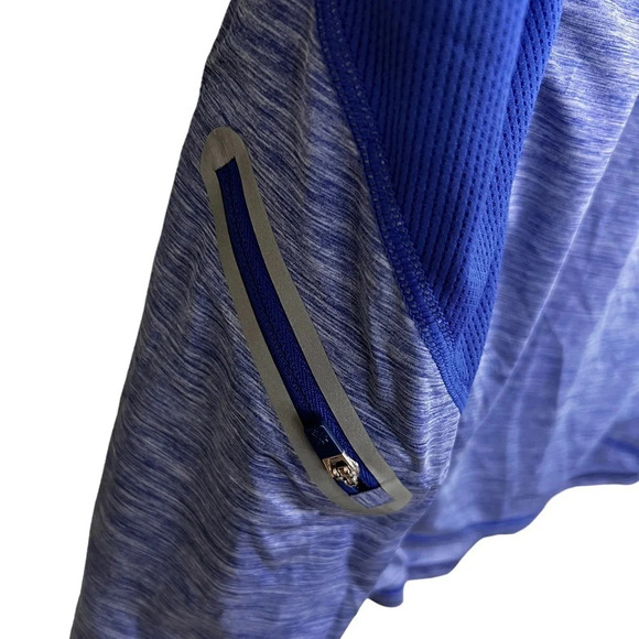 Athleta • Forerunner Tee in Cerulean Blue - Picture 5 of 5